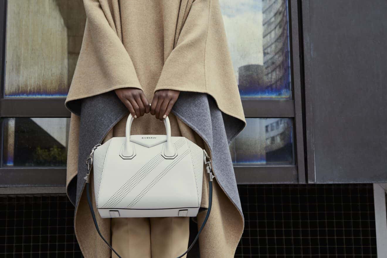 GIVENCHY