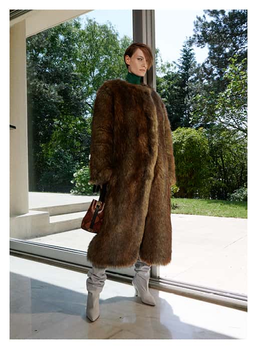 GIVENCHY